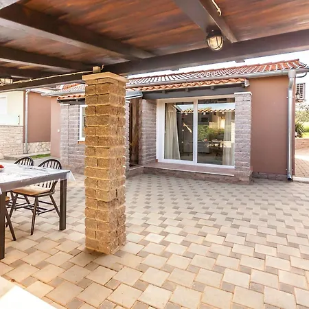 Haus Tomas By Interhome Prázdninový dům Marčana